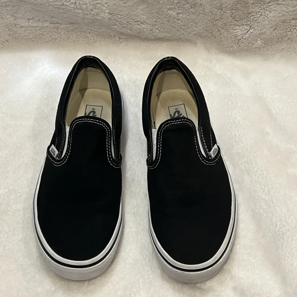 Vans Classic Slip On Sneaker Skate‎ Shoes US 5.5 UK 4.5 EUR 37Black White Canvas